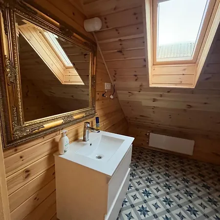 Lägenhet Csenduelo Vendeghaz *